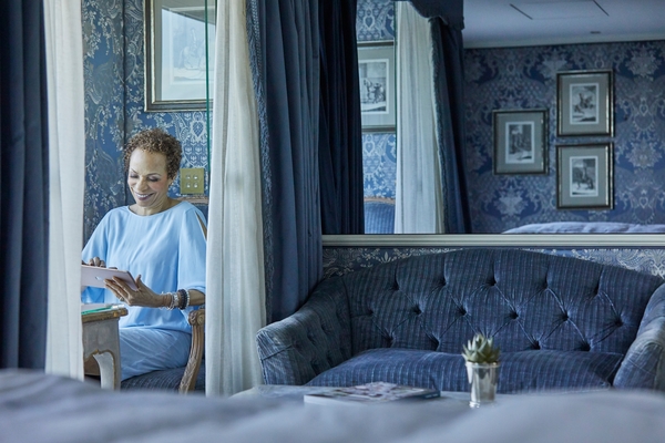 Uniworld SS Maria Theresa - Suite 1.jpg